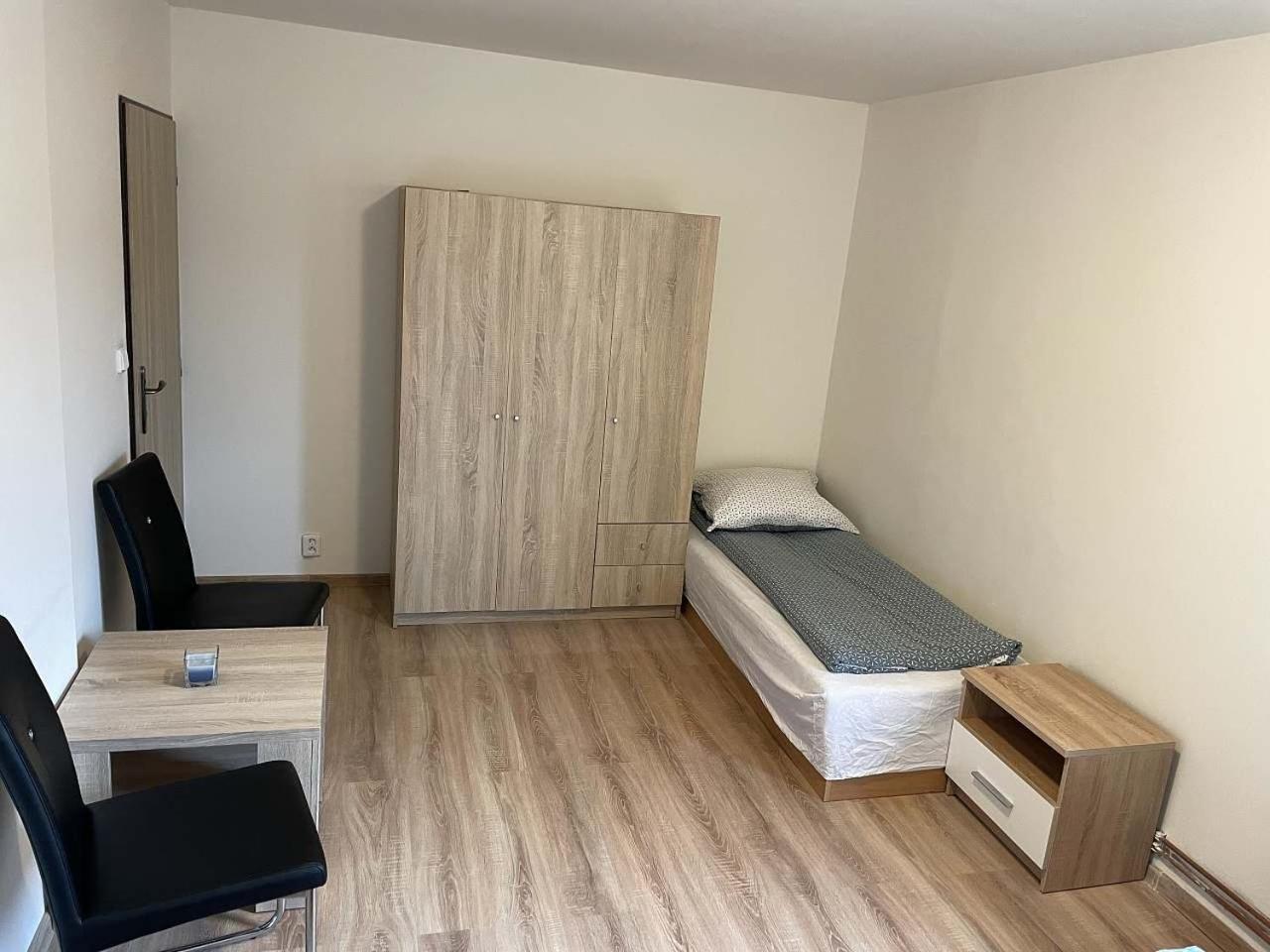 Kocourkov Apartment *