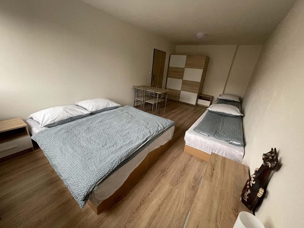Kocourkov Apartment